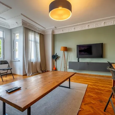 3-bedroom Appartamento
