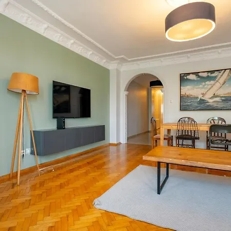 Apartment 3-bedroom Istanbul
